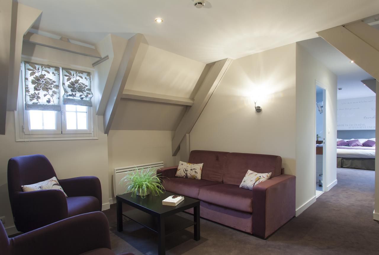 Logis Ar Milin Hotel Chateaubourg  Ngoại thất bức ảnh